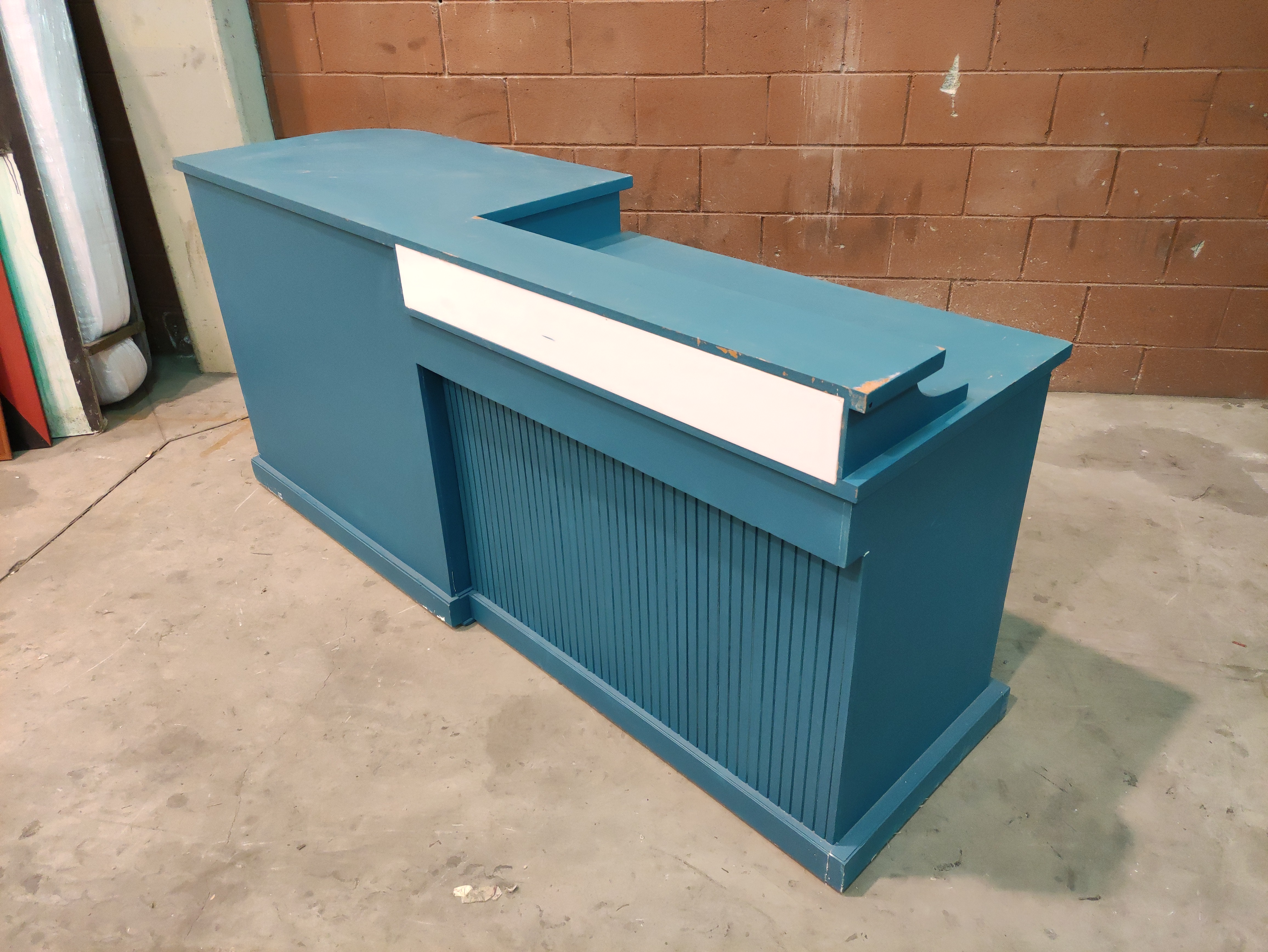 mostrador recepcion oficina pintado 78-90.5x195x59 1+1u